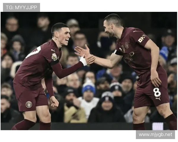 阿尔瓦雷斯 vs 福登：曼城多面手中的战术角色与进攻参与度对比