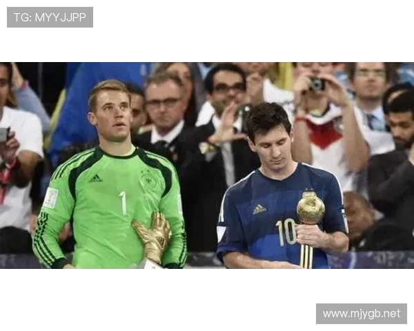 诺伊尔巅峰期对阵梅西的进攻表现解析