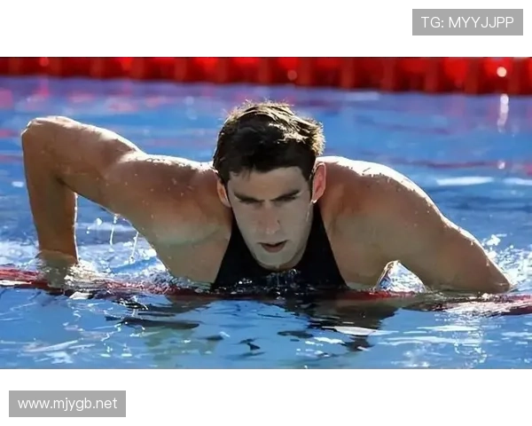 菲尔普斯随手穿的拖鞋价格能付我整个月菜钱，别跟我聊消费了